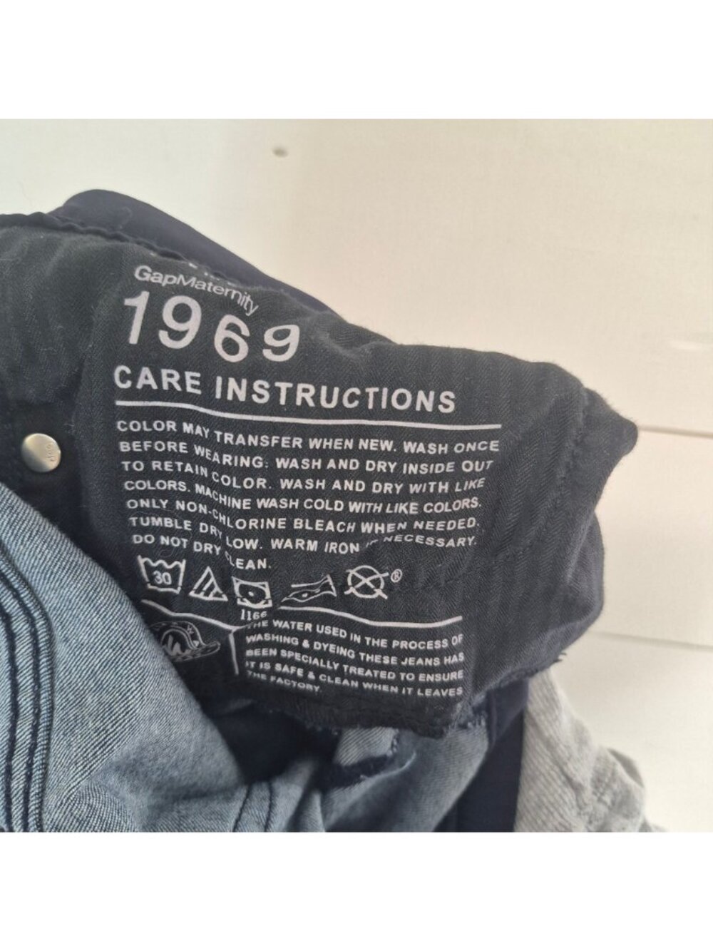 Gap 1969 Maternity Modern Trousers Dark Wash Denim Size 28/6R - Picture 9 of 9